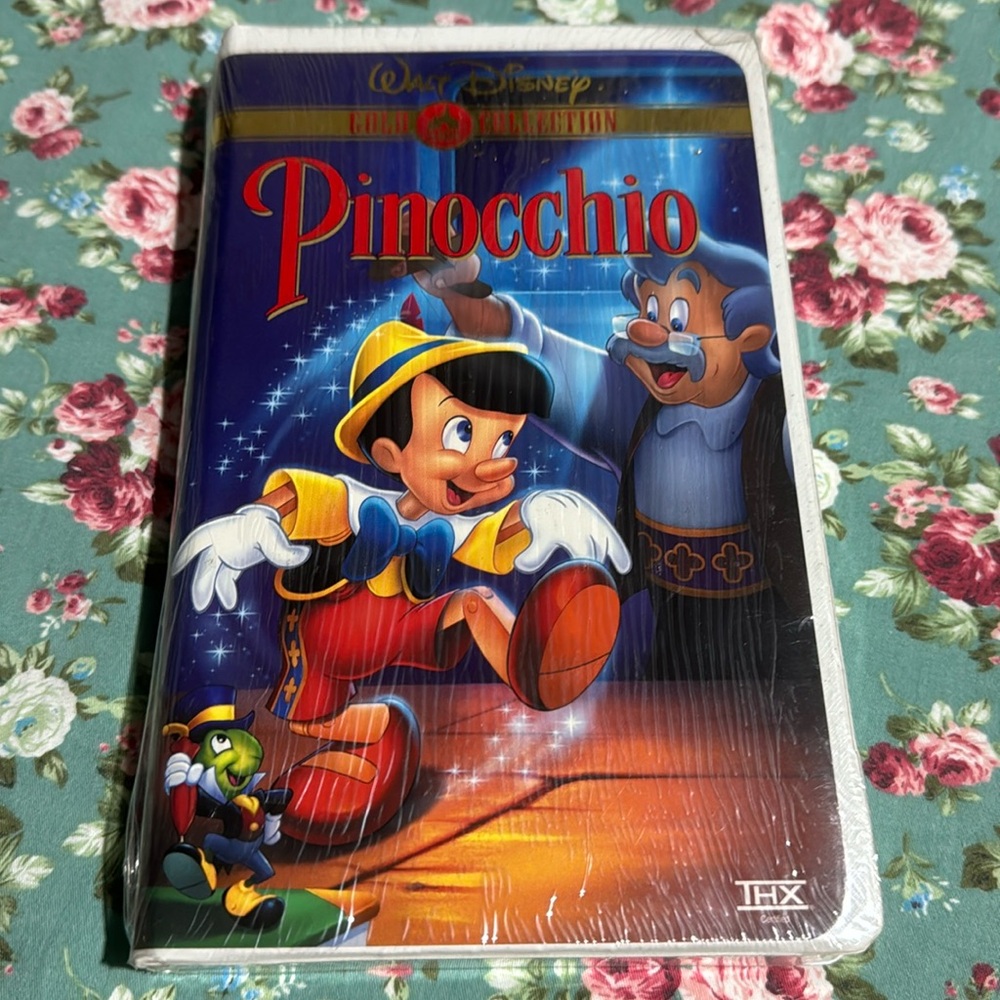 Pinocchio 📼 VHS Gold Collection Walt Disney movie 🍿 sealed vintage video tape.